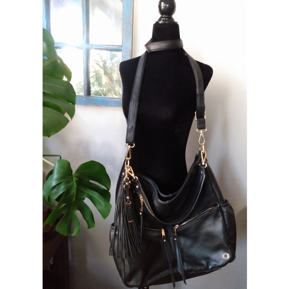 Lennox Pebble Black Leather Handbag